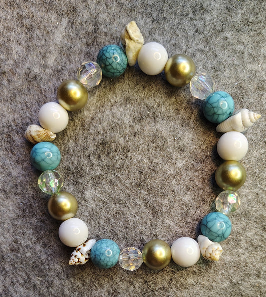 Handmade stretchy bracelet, turquoise, white, gold, clear and seashells